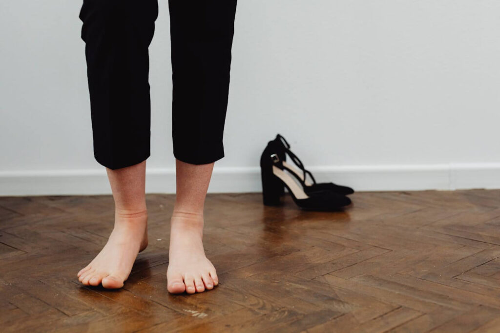 Simple Grounding Techniques for Postpartum Anxiety by standing barefoot